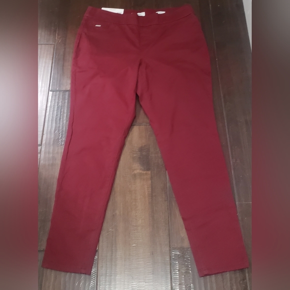 NEW! Nine West Women's Heidi Pull On Pants in size 12 - Picture 2 of 3